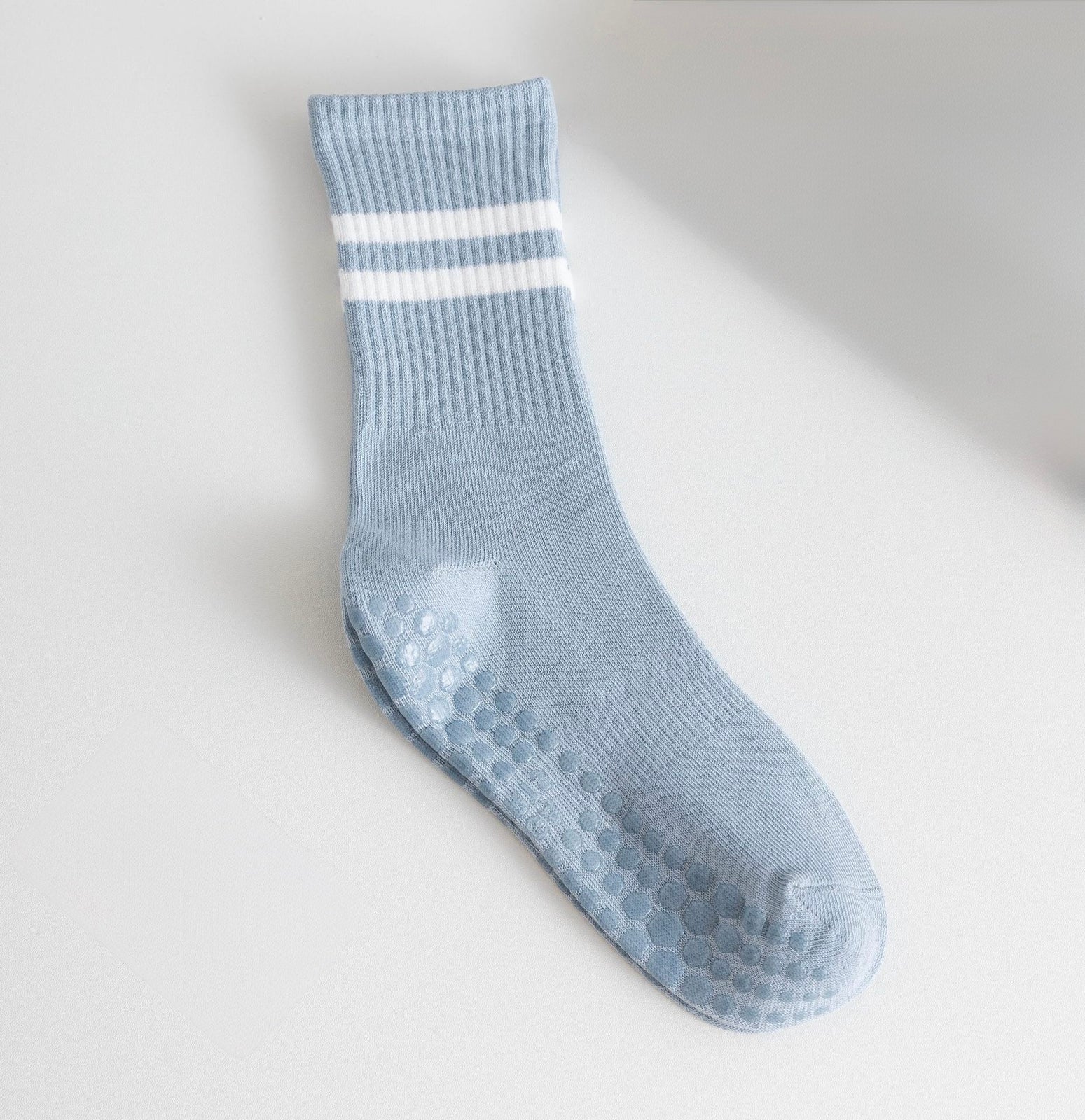 Pilates Grip Socks with Non-Slip Bottom – Yoga/Barre Studio